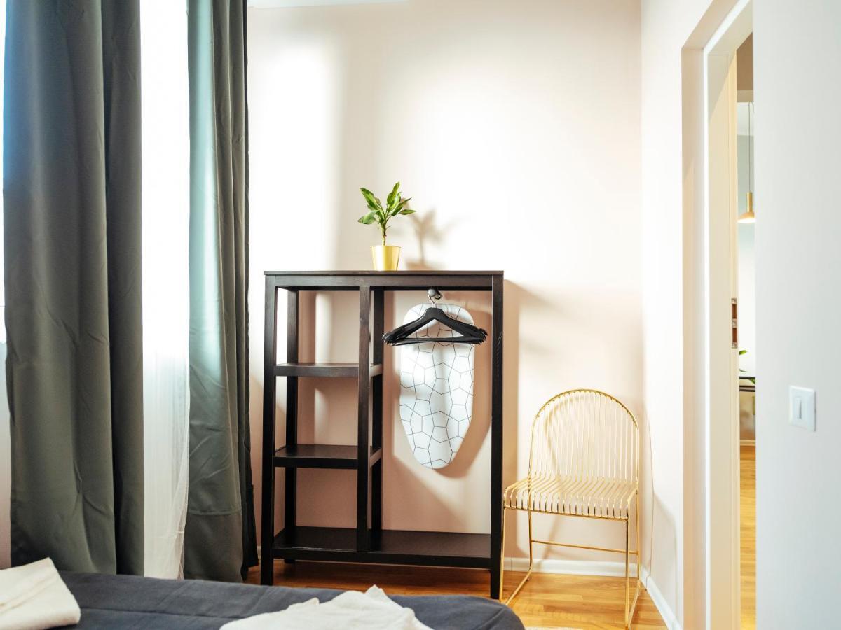 Beautiful Apartment - Top Location - Amazing Balcony Bukarest Eksteriør billede