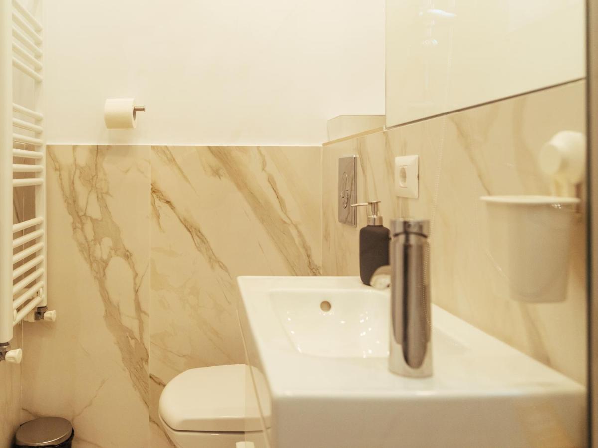 Beautiful Apartment - Top Location - Amazing Balcony Bukarest Eksteriør billede